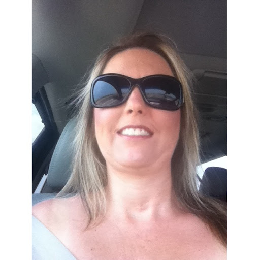 Traci Davis Photo 40