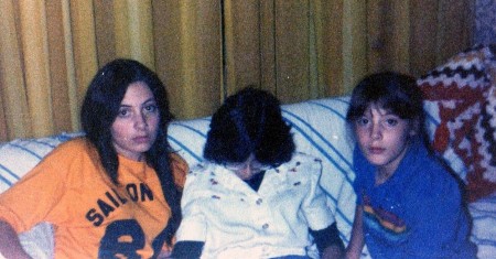 Suzanne Jones Photo 25