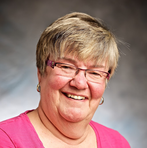 Connie Newman Photo 41