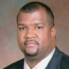 Derek Rogers Photo 22