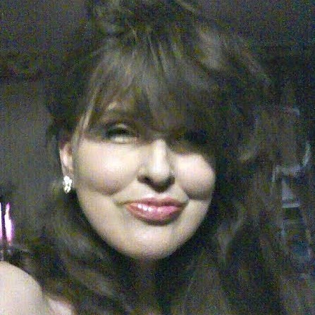 Julie Vinson Photo 7