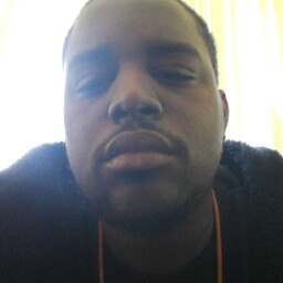 Deshawn Thompson Photo 8