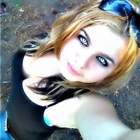 Caitlin Daley Photo 6
