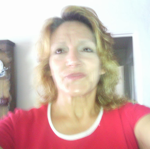 Annette Wood Photo 33