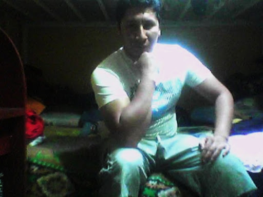 Luis Lescano Photo 18