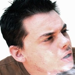 Julian Thomas Photo 33