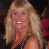 Diane Collins Photo 18