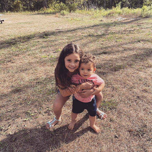 Candice Fox Photo 36