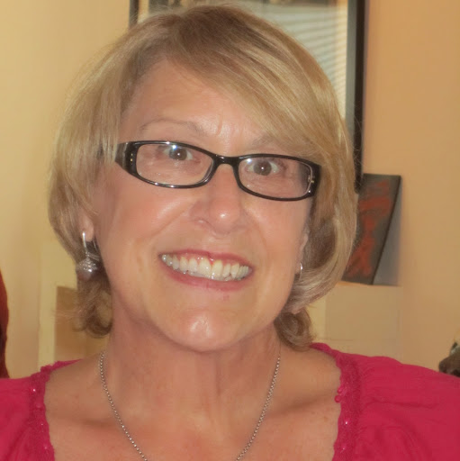 Carolyn Summers Photo 15