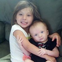 Laura Schwartz Photo 19