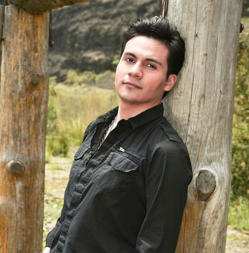 Jan Rodriguez Photo 22
