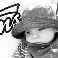 Edwyn James Photo 1
