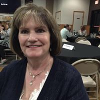 Kelley Lind Photo 18