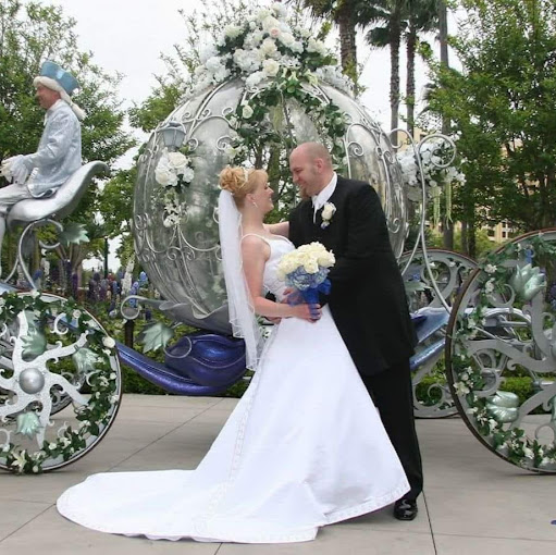 Michele Barker Photo 37