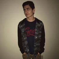Adrian Arias Photo 19