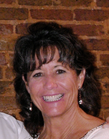 Vicki Hickman Photo 17