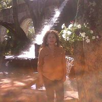 Martha Velasco Photo 11