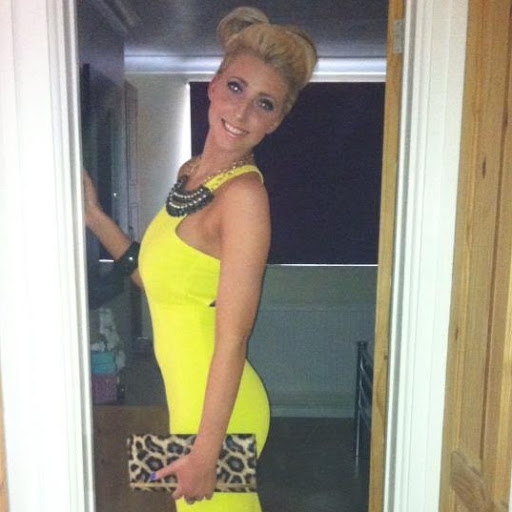 Rachael Ward Photo 36