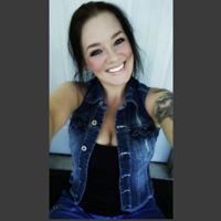 Katie Armstrong Photo 19