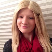 Julia Higgins Photo 25