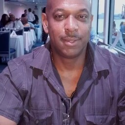 Melvin Oliver Photo 26