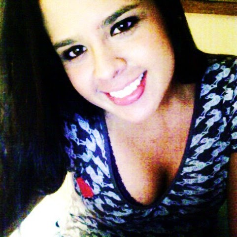 Angela Valencia Photo 12
