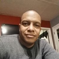 Derrick Holmes Photo 38