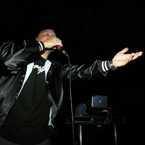 Jason Gates Photo 10