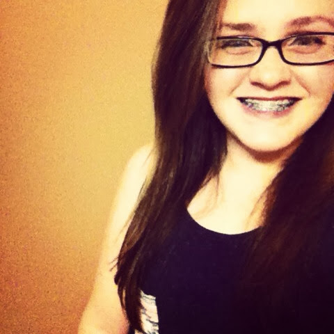 Carly Price Photo 13