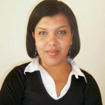 Janice Esteves Photo 8