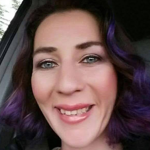 Michelle Weaver Photo 42