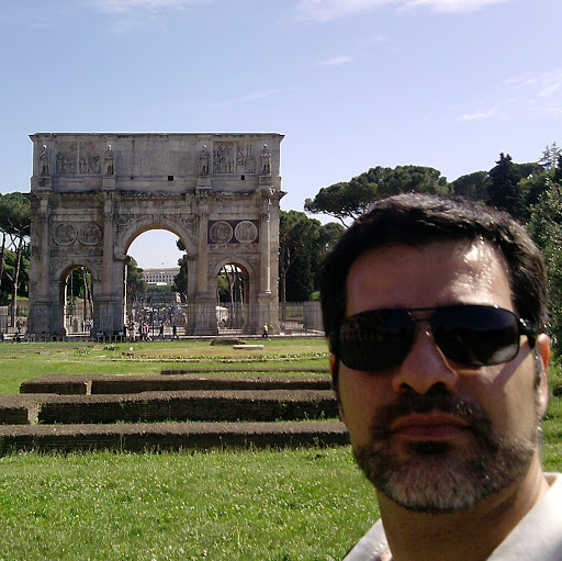 Julian Peralta Photo 7