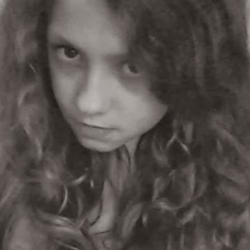 Emma Conner Photo 5
