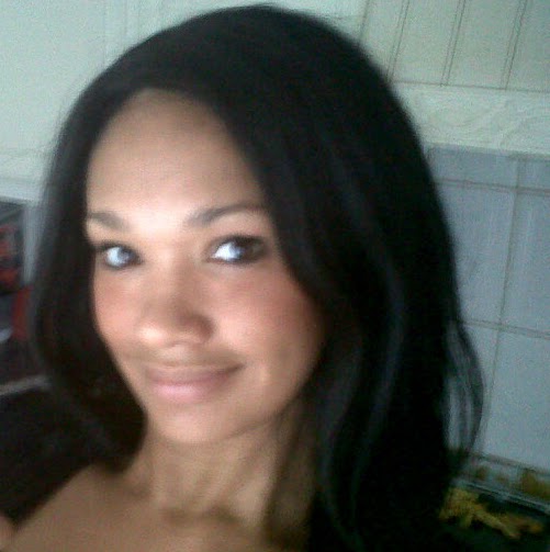 Louise Watson Photo 13