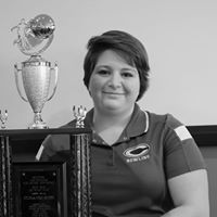 Lori Armstrong Photo 4