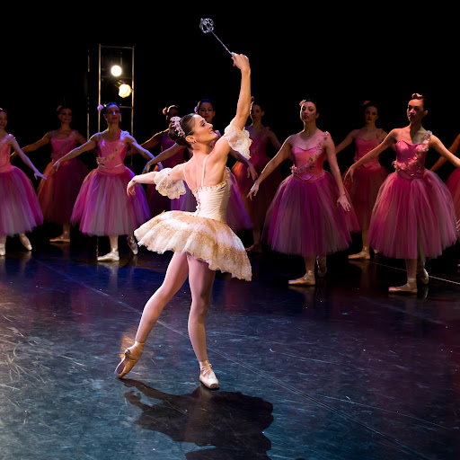 April Mcleod Photo 11