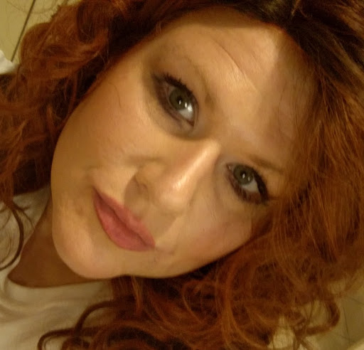 Samantha Carpenter Photo 15