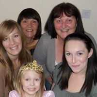 Julia Higgins Photo 31