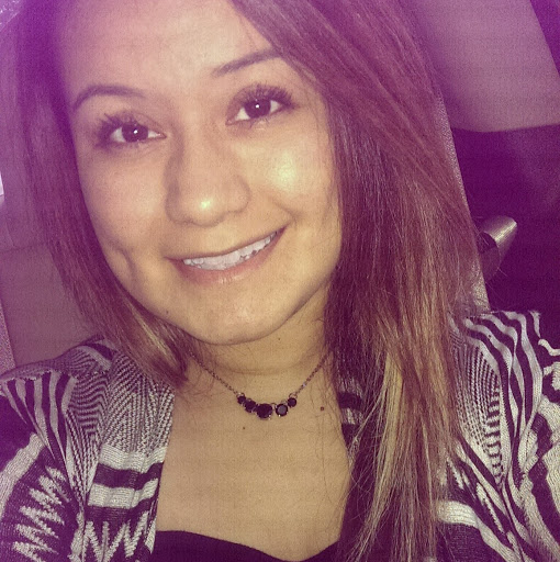 Elizabeth Mondragon Photo 8