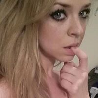 Elizabeth Southern Photo 11