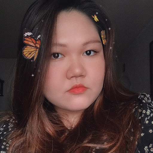 Emily Reyes Photo 25