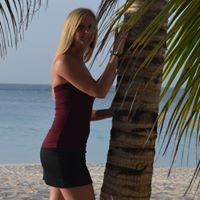 Jennifer Steger Photo 11