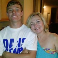 Kristen Ayers Photo 20