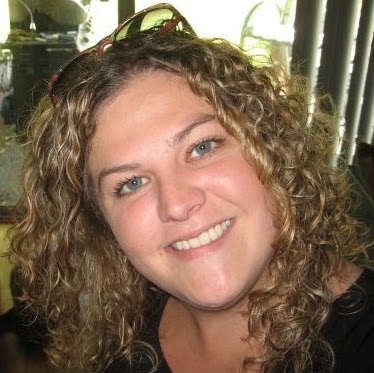 Julie Elliott Photo 31