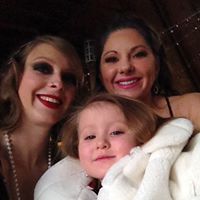 Jamie Holland Photo 28