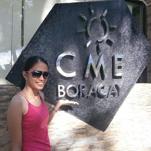 Kathleen Sandoval Photo 30