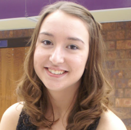 Elizabeth Olsen Photo 14