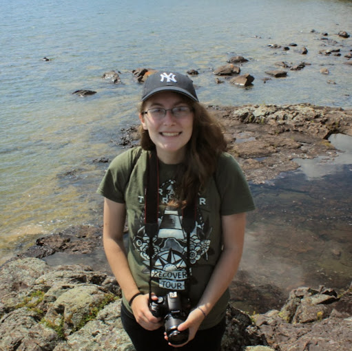 Alyssa Meyer Photo 7