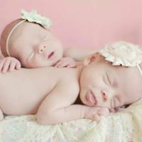 Julie Larsen Photo 36