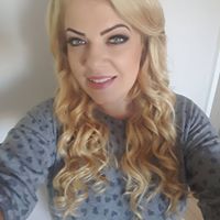 Rebecca Roman Photo 36